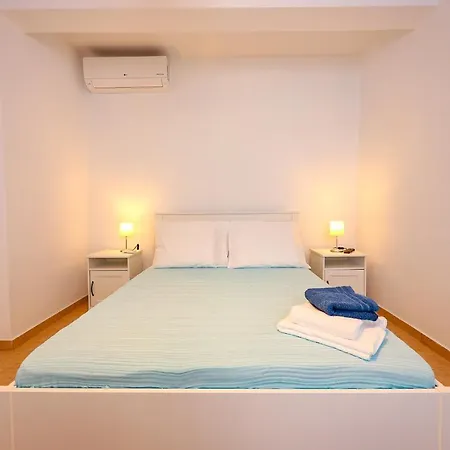 Сasa de vacaciones ,santorini Cycladic House For 4 Persons By Mps